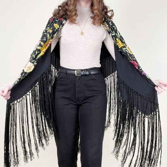 Vintage Piano Shawl Embroidered Floral Silk Fringe Witchy Boho Bohemian Manila - Picture 4 of 14
